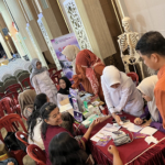 “Ratusan Peserta Netco Edufair Expo ikut Cek Kesehatan Gratis, STIKES HI beri Layanan Terbaik”